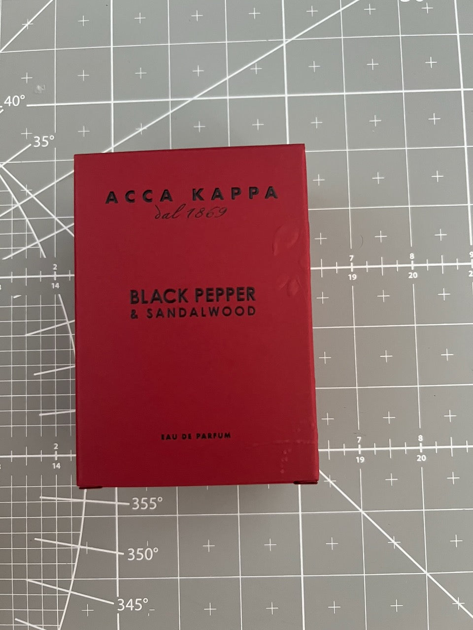 acca-kappa-black-pepper-sandalwood-eau-de-parfum-b-ware image 3