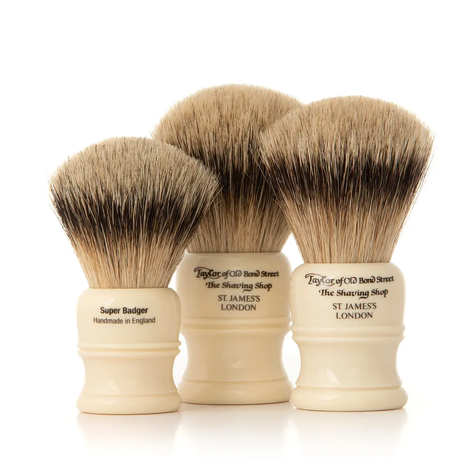 taylor-sandalwood-rasierpinsel-super-badger-m-elfenbein image 1