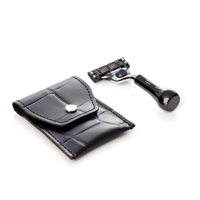 taylor-sandalwood-mini-mach3-reiserasierer-leder-schwarz image 1