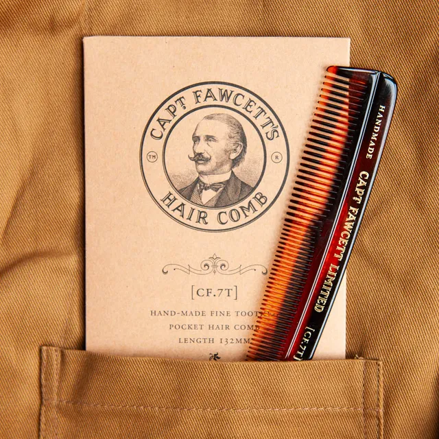 captain-fawcett-grooming-tools-haarkamm-cf-7t-fein image 1