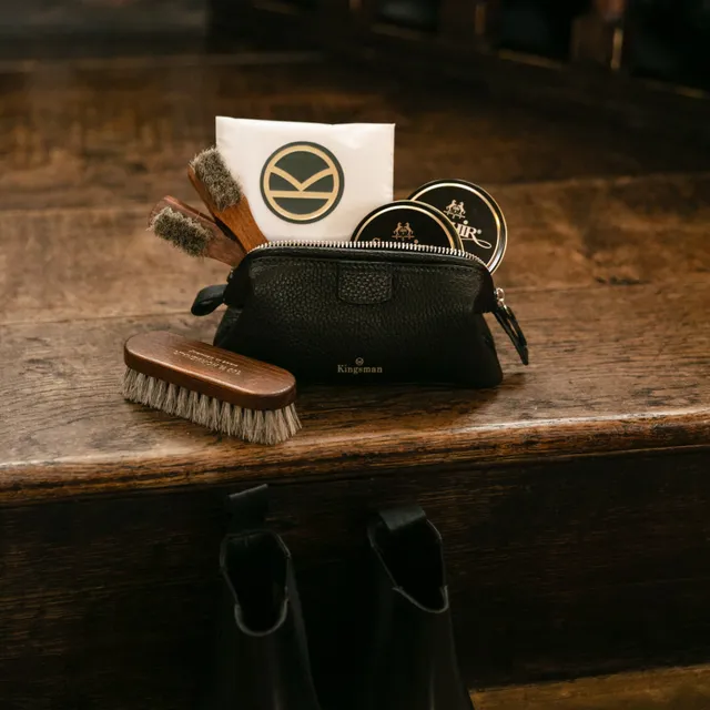 taylor-kingsman-schuhpflegeset-leder-kulturtasche-saphir image 1
