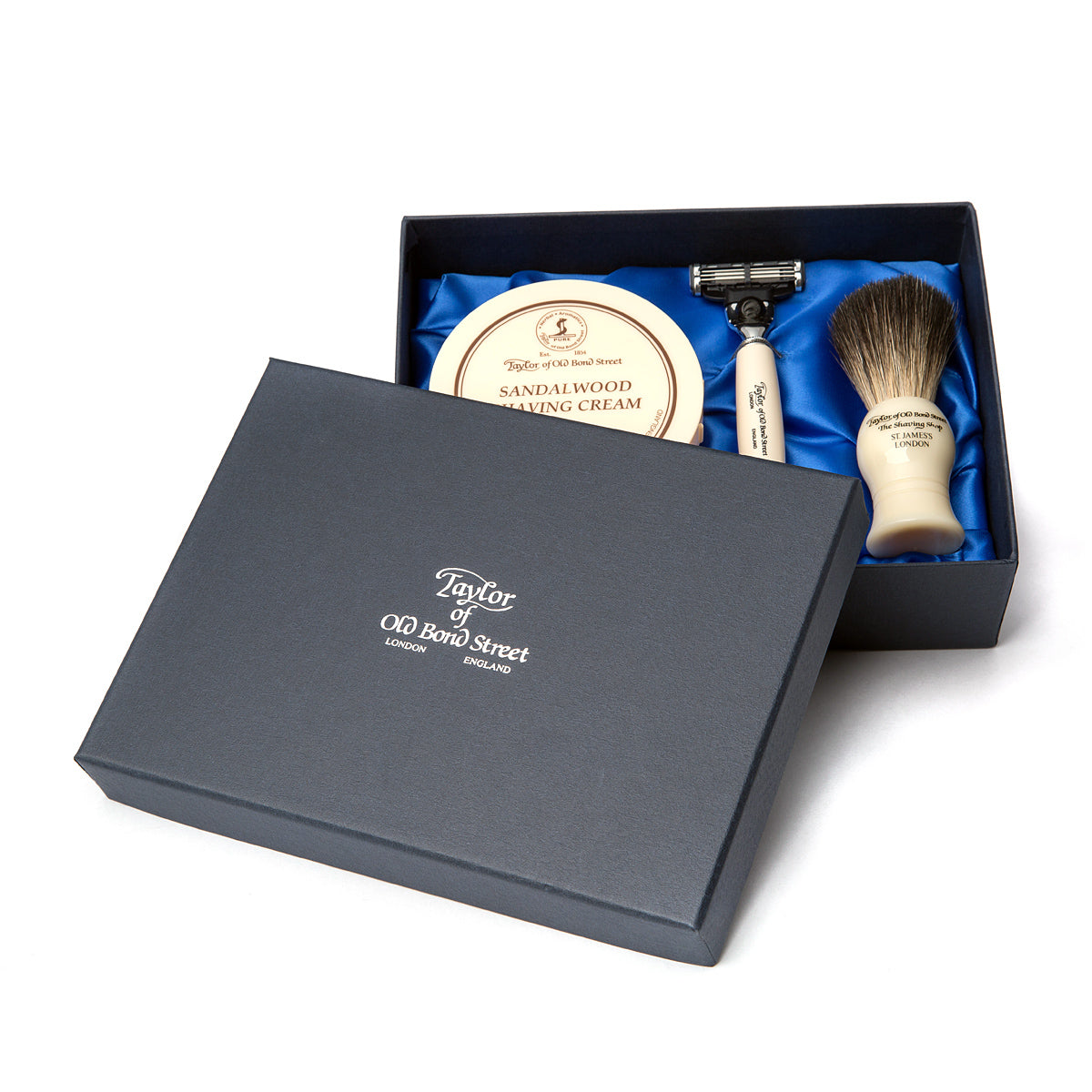 taylor-sandalwood-rasierset-no-74-geschenkbox-3-teilig image 2
