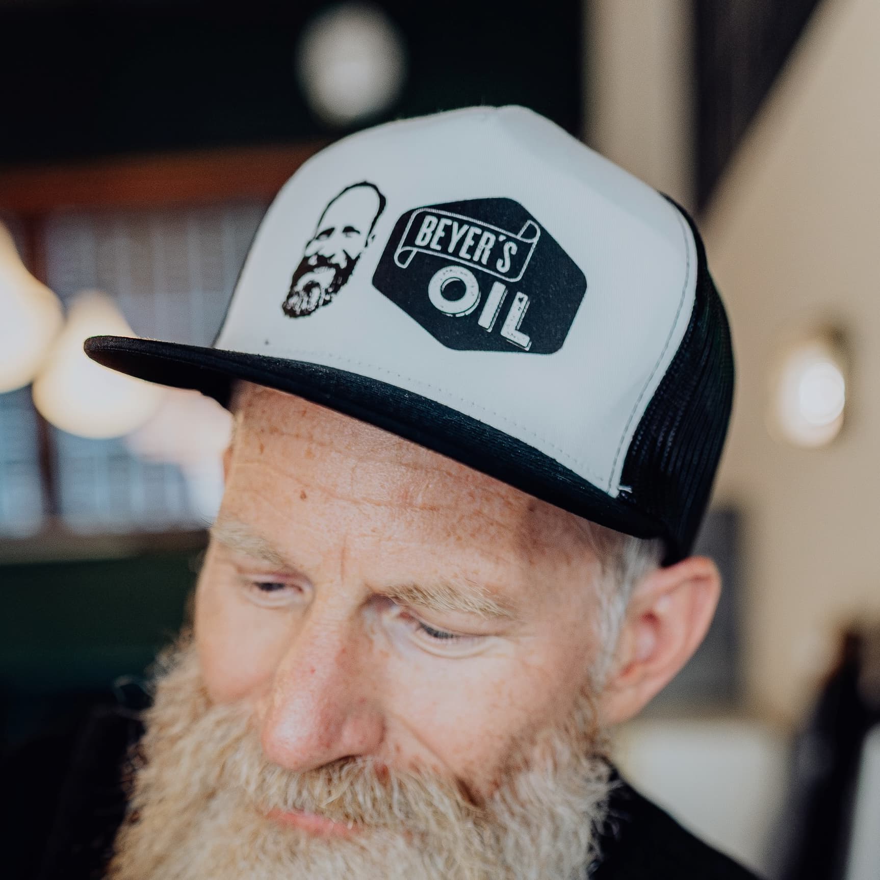beyer-s-oil-verbena-trucker-cap-schwarz-snapback image 2